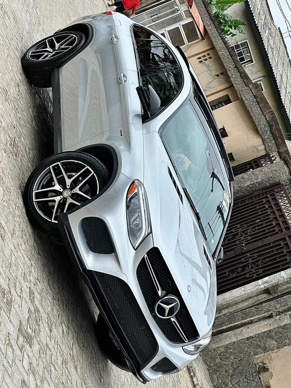 Main image of 2016 Mercedes-Benz GLE-Class AMG
